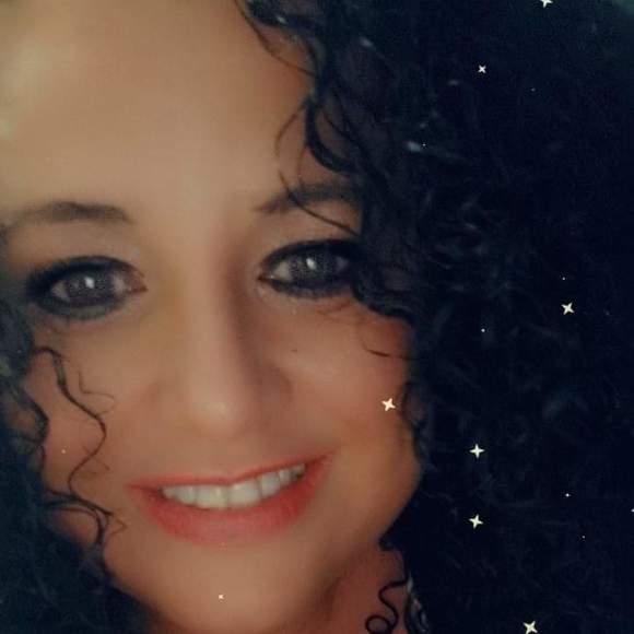 Meet your Posher, Natasha - Picture 1 of 1